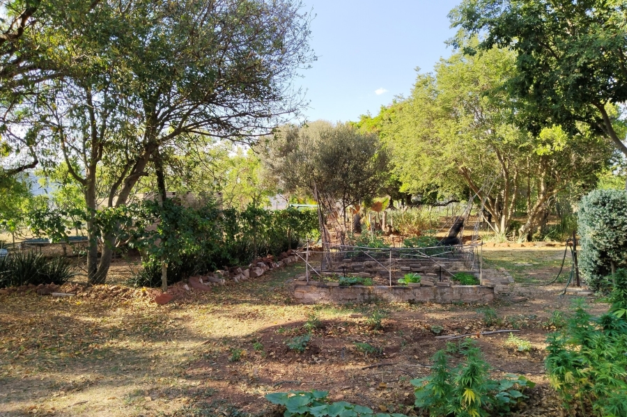 4 Bedroom Property for Sale in Broederstroom North West